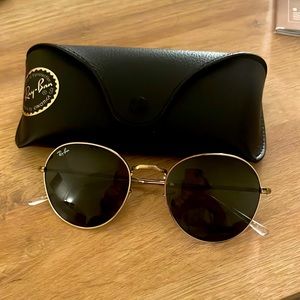 Ray-Ban Round Sunglasses